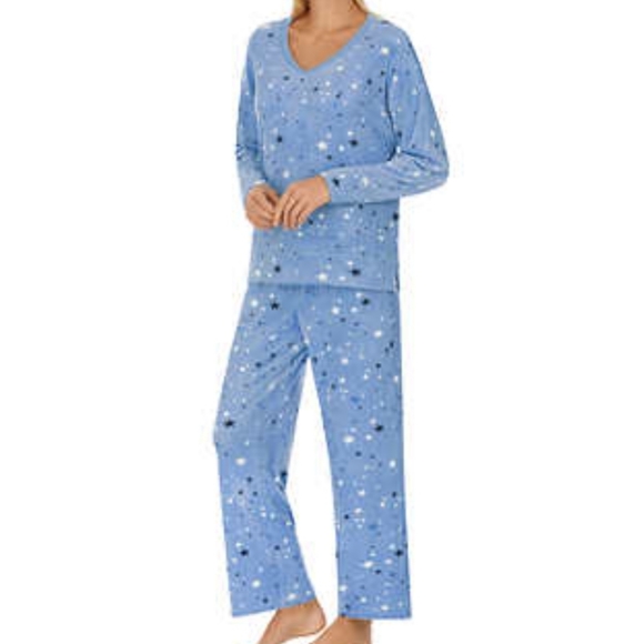 Nautica Other - Nautica Silky Fleece Pajama Set